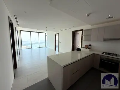 Multiple Cheques | Spacious Layout | Vacant
