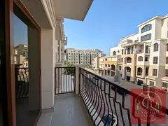 Elegant 2BHK - Spacious Layout - 1 Mint walk from Circle Mall - 12 cheques