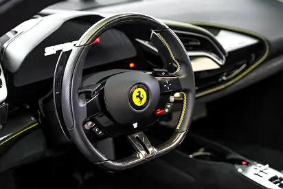 صورة 9 لـ 2022 Ferrari SF90 SPIDER