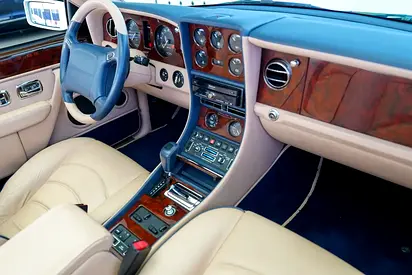 صورة 13 لـ 2000 Bentley AZURE