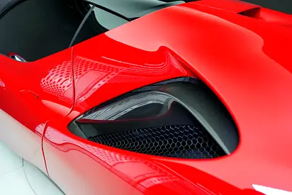 2021 Ferrari SF90 STRADALE — миниатюра 10
