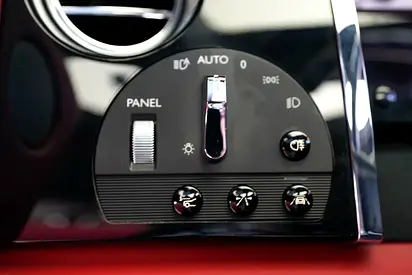 2017 ROLLS-ROYCE DAWN 缩略图 6