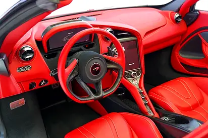 صورة 12 لـ 2022 Mclaren 765LT