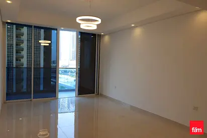 Spacious 1 Br With Burj Khalifa And Canal Views