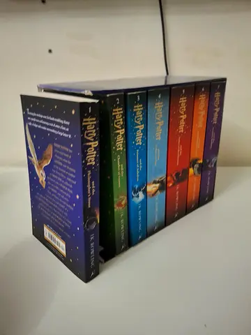 Harry Potter Paperback Box Set - Complete Collection