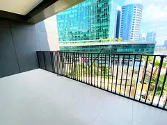Canal View | Vacant | Near Metro