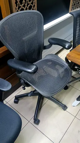 Herman Miller Aeron chair for selling.good condition only little use