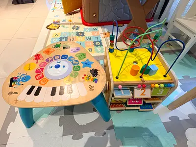 Hape Wooden Activity Table with Piano & Bead Maze Cube - Good Condition