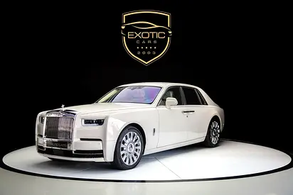 STARLIGHT | TWO TONE INTERIOR | WOOD TRIM INTERIOR | LOW MILEAGE | PHANTOM