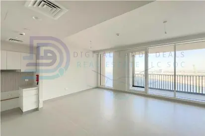 A contemporary 3BR home with sweeping mangrove views and a peaceful, grounded atmosphere