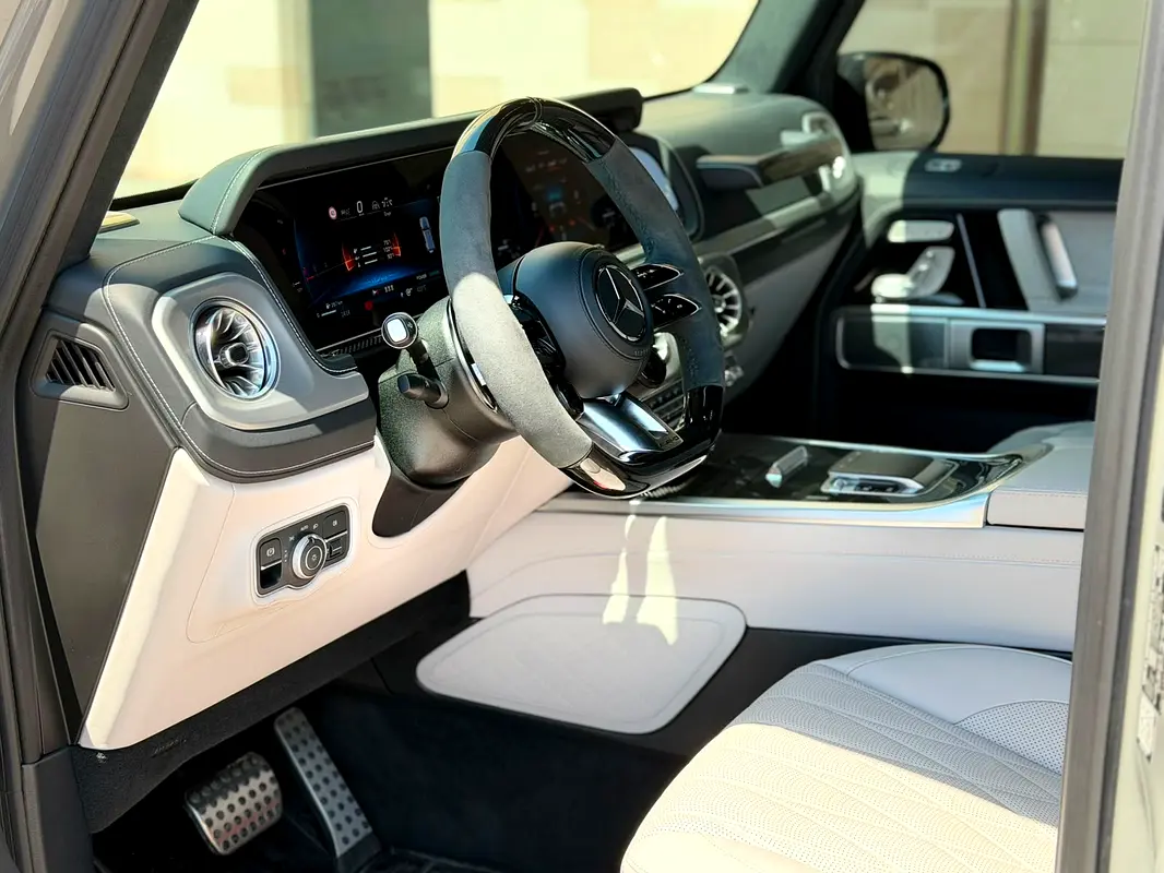 Mercedes-Benz G-Class 2025