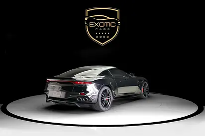 2019 Aston Martin DBS 照片 3
