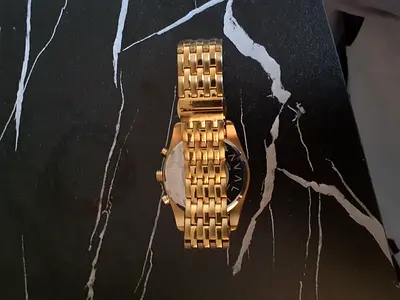 Gold-tone men's wristwatch