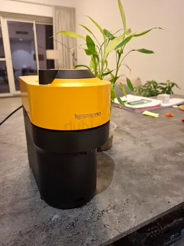Nespresso Vertuo Pop (Mango Yellow) – BARGAIN 299 AED (Retails 1099 AED)