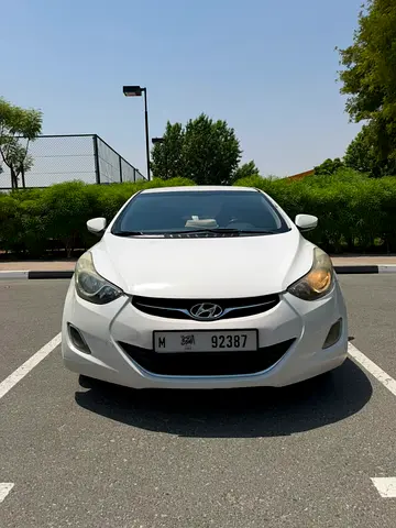 صورة 2 لـ 2013 Hyundai ELANTRA