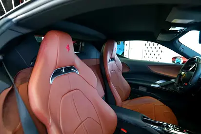 2021 Ferrari SF90 STRADALE — миниатюра 13