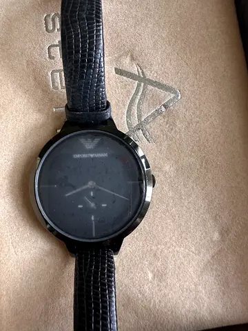 Emporio Armani men's black leather strap wristwatch (used) can be unisex