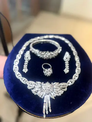 Antique set natural diamonds
