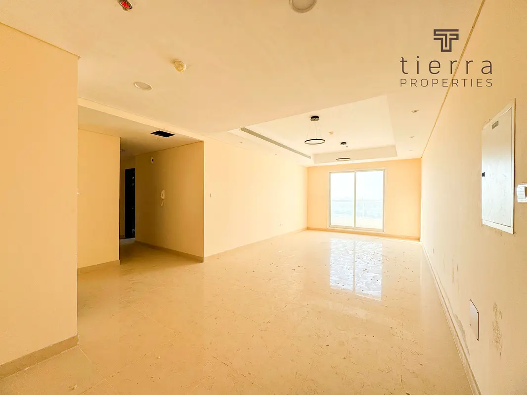 3BR Apartment | Sea & City Views | Aladdin Tower Living Legends
