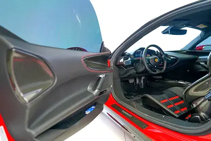 2021 Ferrari SF90 STRADALE — миниатюра 3