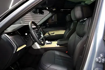 صورة 6 لـ 2023 LAND Rover RANGE ROVER