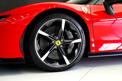 2022 Ferrari SF90 STRADALE — миниатюра 6