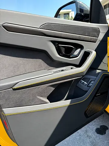 2025 Lamborghini URUS 缩略图 6