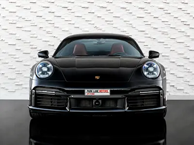 PORSCHE 911 TURBO S | WARRANTY | GCC | LOW KMS | FSH-2