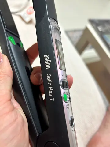 Braun Satin Hair 7 Hair Straightener - Good Condition