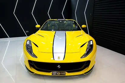 2023 Ferrari 812 照片 3