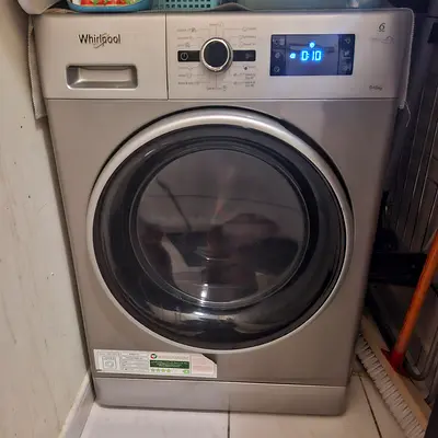 Whirlpool Washer Dryer Machine 9/6 KG