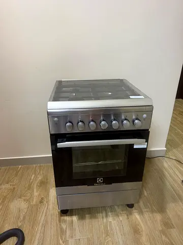 Electrolux Cooker for Sale – Excellent Condition | AED 800