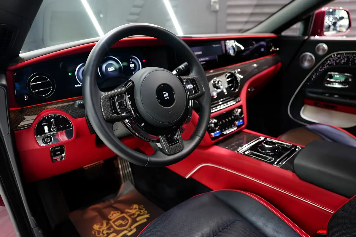 Rolls-Royce Spectre 2025