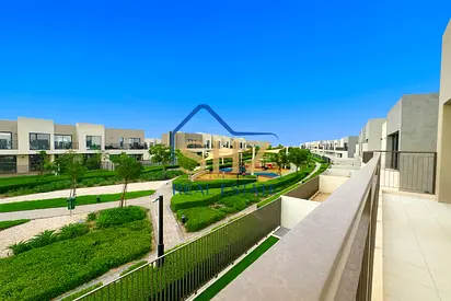Linear Park | Vacant | Landscaped | Near Amenities