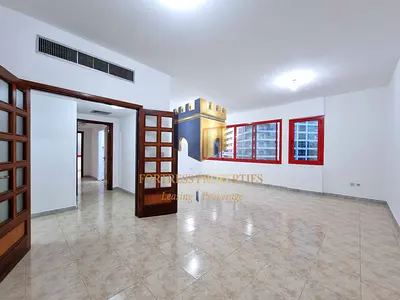 Spacious 2 BR | On Corniche | Balcony | Spacious hall with Dining Area