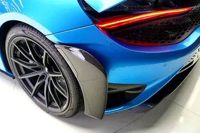 صورة 11 لـ 2021 Mclaren 765LT