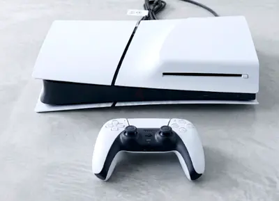 Playstation 5 Slim Disc (1 TB) with original controller