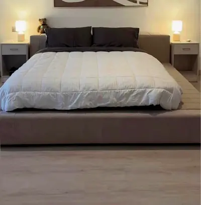 Queen Platform Bed