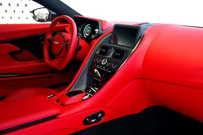 صورة مصغرة 15 لـ 2021 Aston Martin DB11