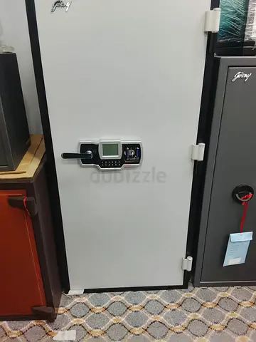 I selling brand new safe locker