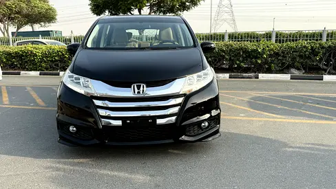 Honda Odyssey Touring 2016 GCC Specs,7 seater  family car