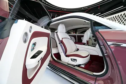 صورة 6 لـ 2024 ROLLS-ROYCE SPECTRE