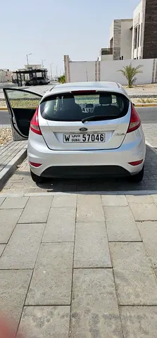 2011 FORD FIESTA 照片 2
