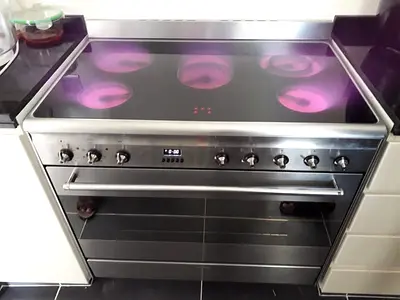 Free Delivery- SMEG Italian 5-Burner Electric Ceramic Cooking Range 90x60 CM