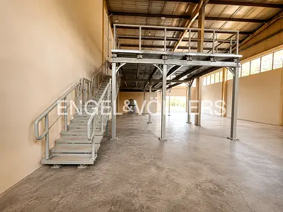 Vacant | Front Warehouse | Clean Compound