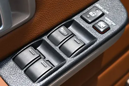 Toyota Land Cruiser LC 76 LX, миниатюра 6