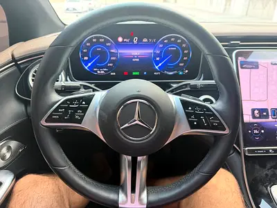Mercedes-Benz EQE 350+, миниатюра 10