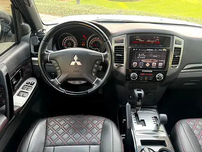 Mitsubishi Pajero Signature Edition, миниатюра 9