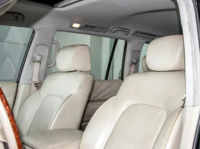 2016 Infiniti QX80 — фото 13