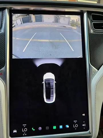 2017 Tesla MODEL X — фото 10